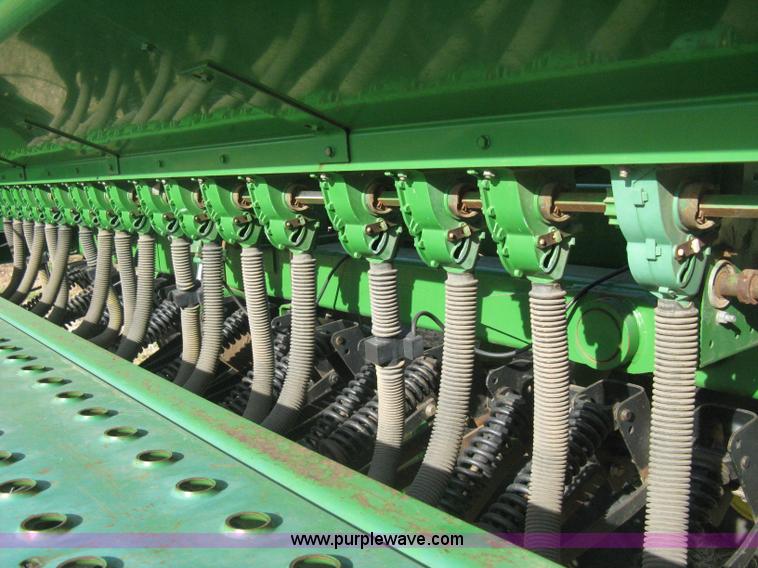 image for item B8368 John Deere 455 grain drill