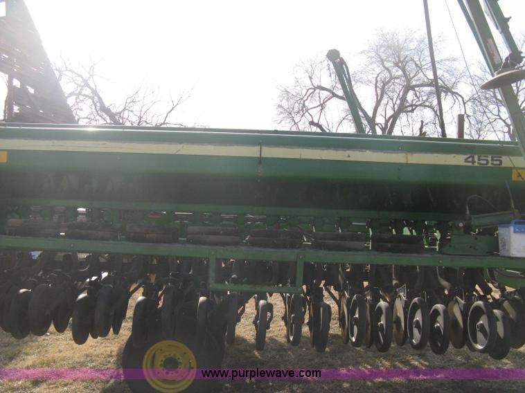 image for item B8368 John Deere 455 grain drill