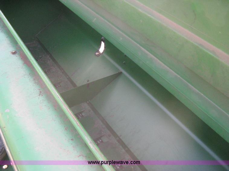 image for item B8368 John Deere 455 grain drill