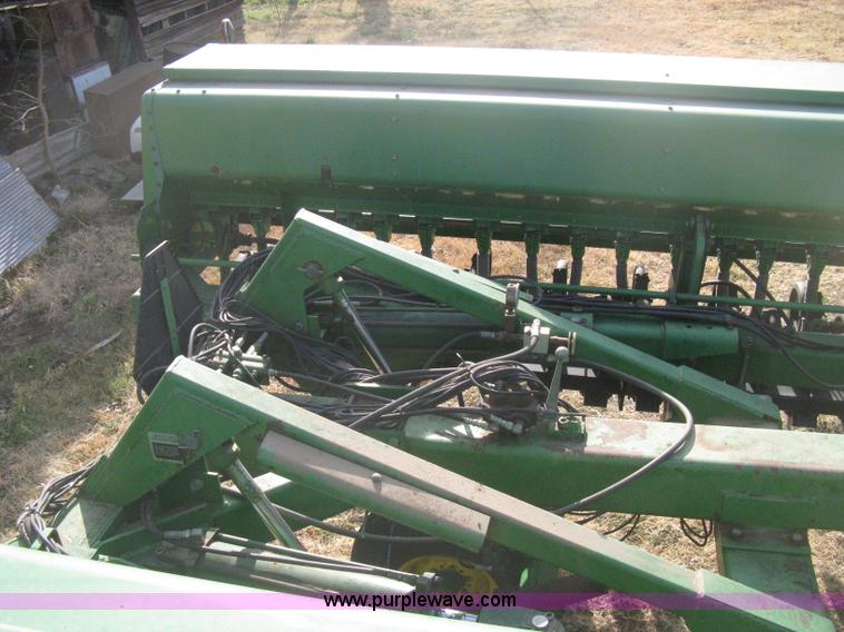 image for item B8368 John Deere 455 grain drill