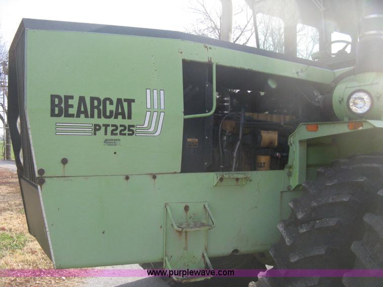 image for item B8369 Steiger Bearcat PT225 articulated tractor