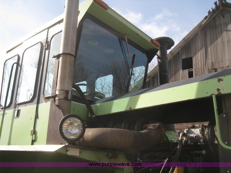 image for item B8369 Steiger Bearcat PT225 articulated tractor