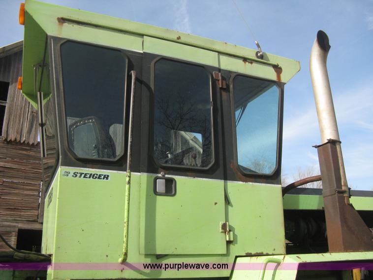 image for item B8369 Steiger Bearcat PT225 articulated tractor