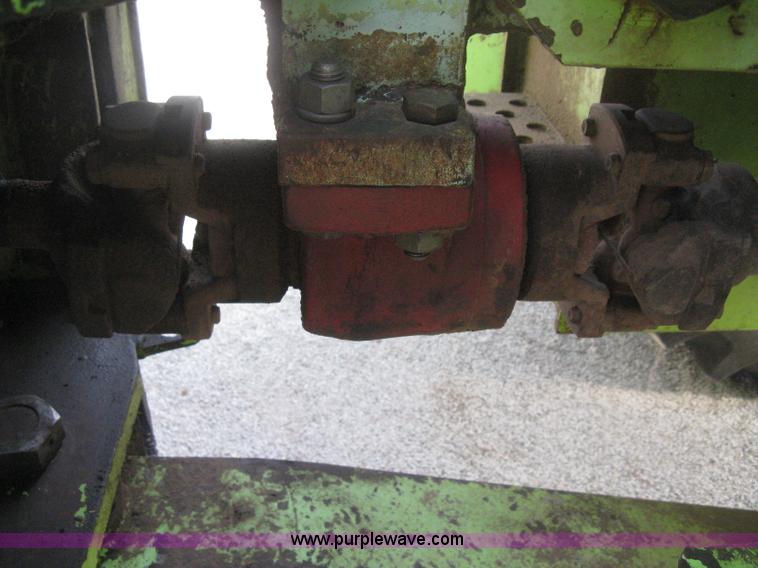 image for item B8369 Steiger Bearcat PT225 articulated tractor