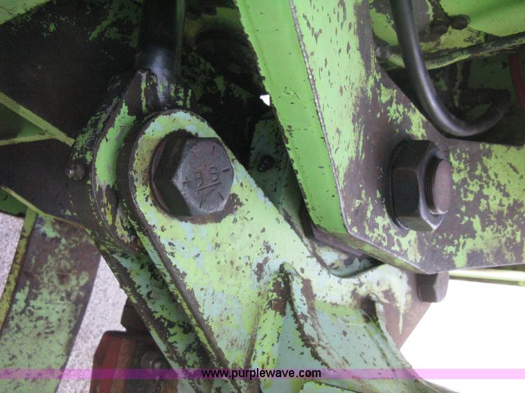 image for item B8369 Steiger Bearcat PT225 articulated tractor