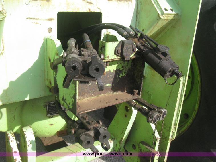 image for item B8369 Steiger Bearcat PT225 articulated tractor