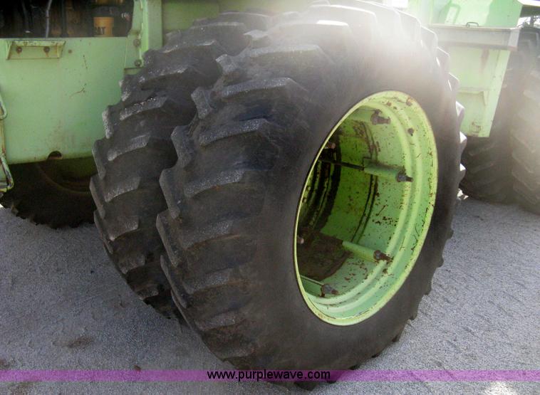 image for item B8369 Steiger Bearcat PT225 articulated tractor