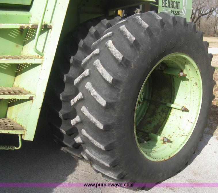 image for item B8369 Steiger Bearcat PT225 articulated tractor