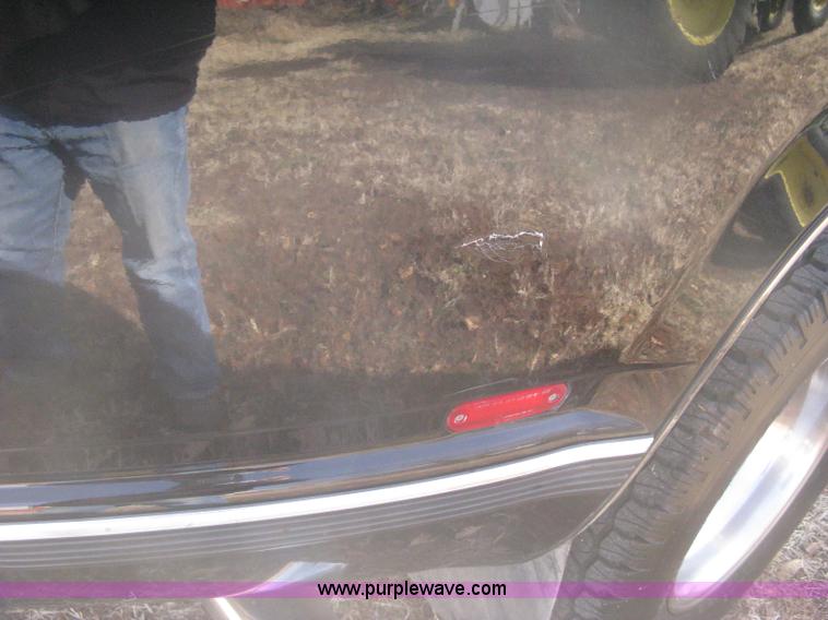 image for item B8370 1993 Chevrolet Silverado 3500 extended cab pickup truck