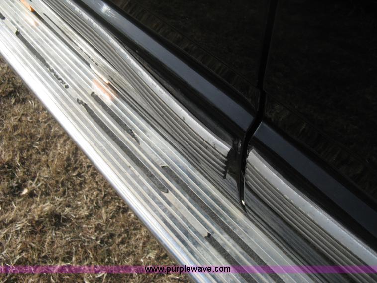 image for item B8370 1993 Chevrolet Silverado 3500 extended cab pickup truck