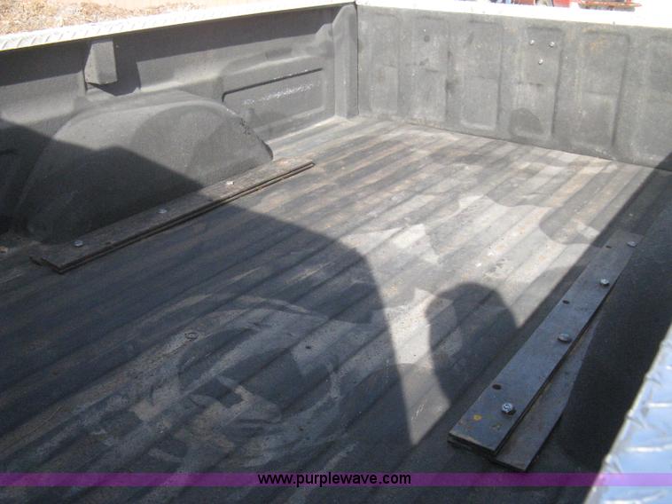 image for item B8370 1993 Chevrolet Silverado 3500 extended cab pickup truck