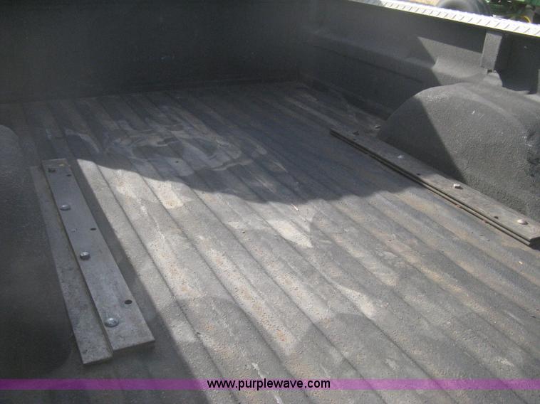 image for item B8370 1993 Chevrolet Silverado 3500 extended cab pickup truck