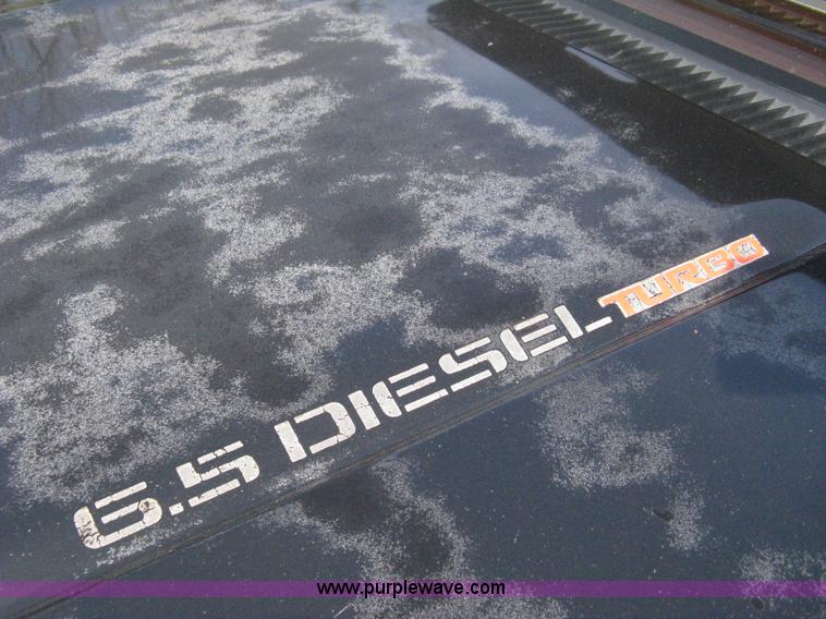 image for item B8370 1993 Chevrolet Silverado 3500 extended cab pickup truck