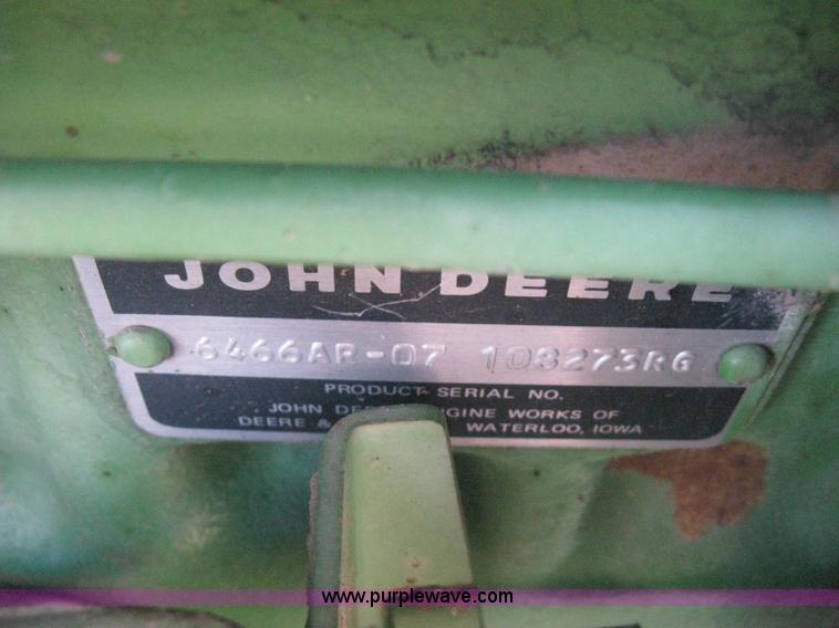 image for item B8375 1980 John Deere 4640 tractor