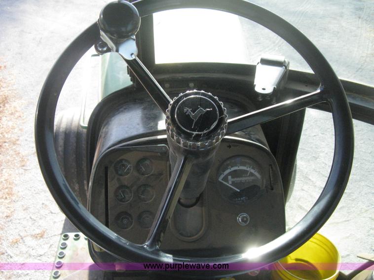 image for item B8375 1980 John Deere 4640 tractor