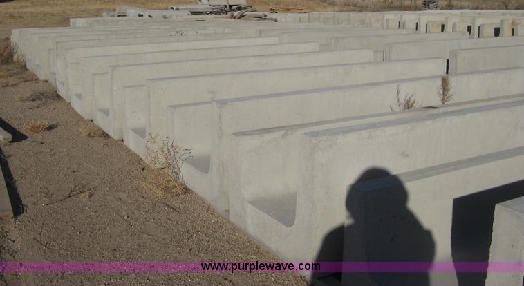 image for item B8475 (12) concrete feed bunks