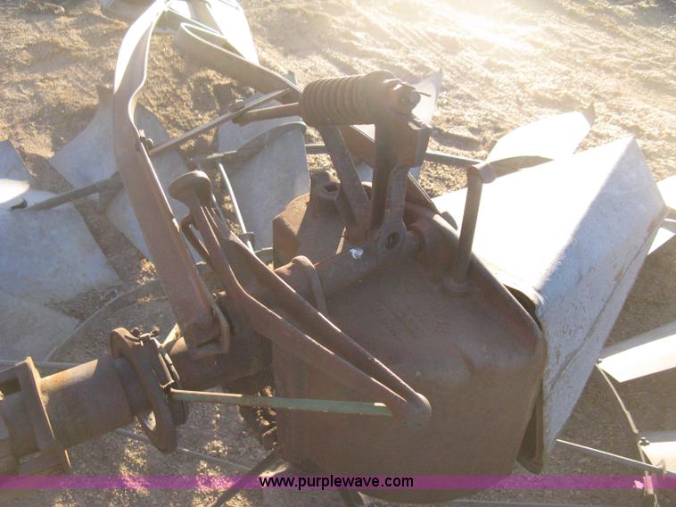 image for item B8482 Windmill tower