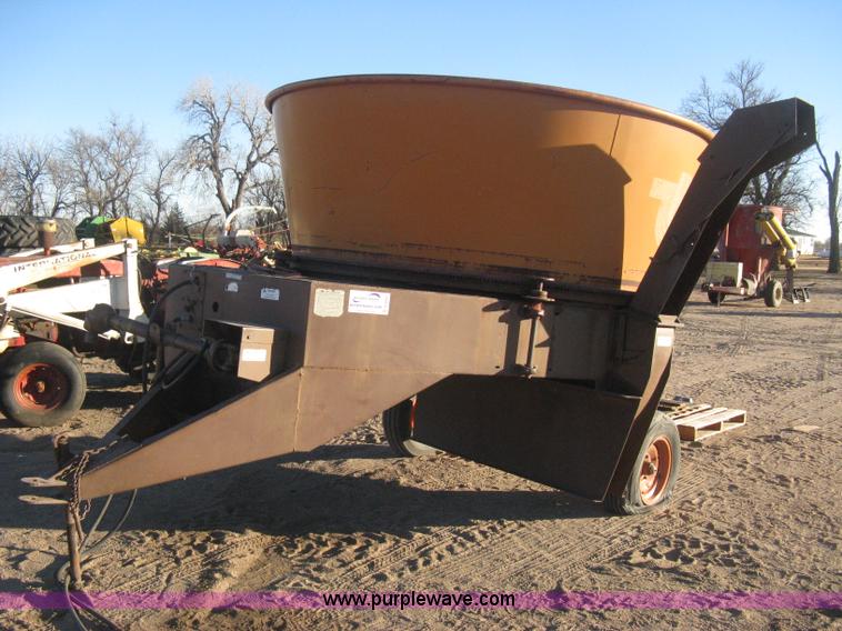 image for item B8483 Roto-Grind tub grinder