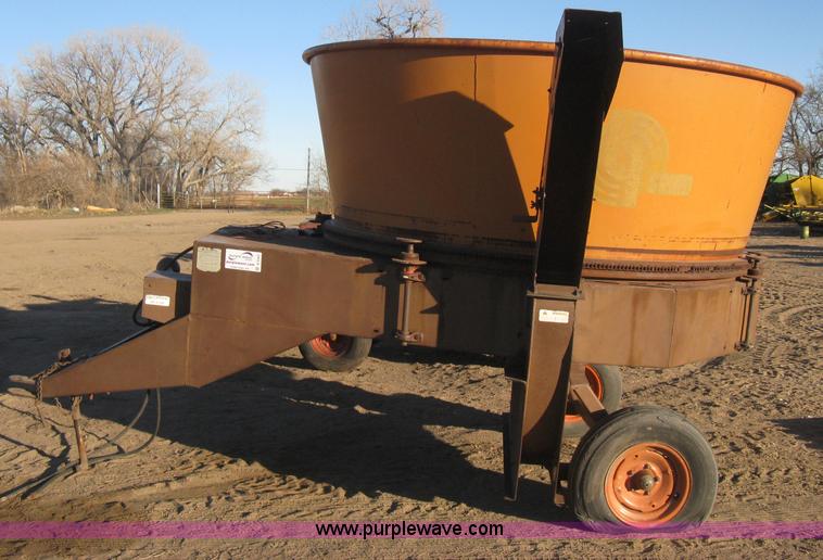 image for item B8483 Roto-Grind tub grinder