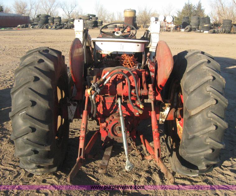 image for item B8484 International 504 tractor