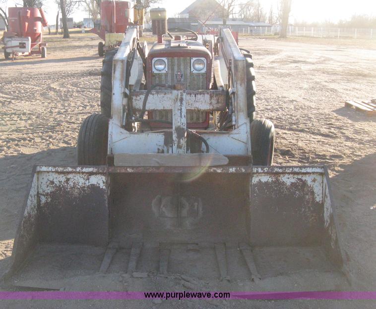 image for item B8484 International 504 tractor