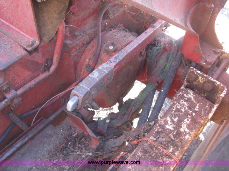 image for item B8484 International 504 tractor