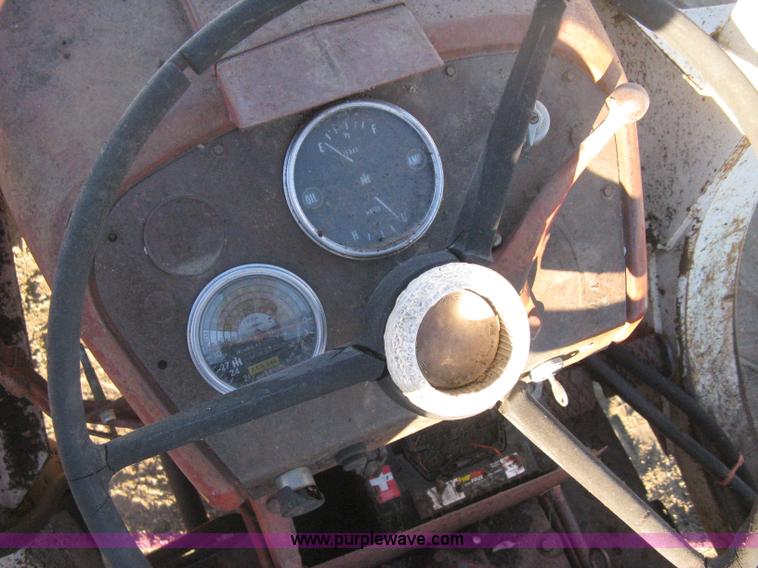 image for item B8484 International 504 tractor