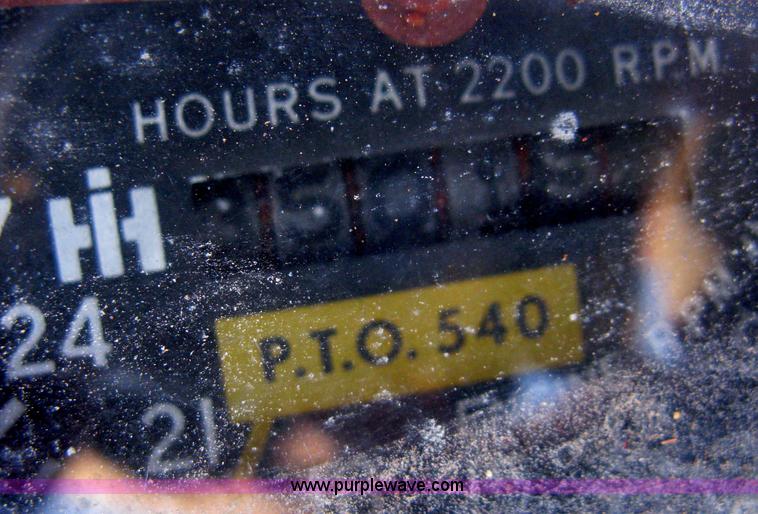 image for item B8484 International 504 tractor