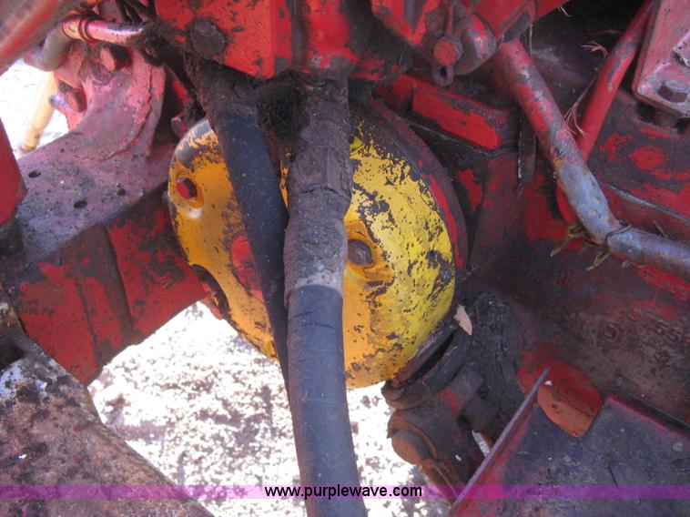 image for item B8484 International 504 tractor