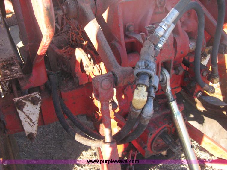 image for item B8484 International 504 tractor