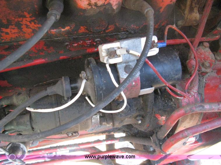 image for item B8484 International 504 tractor