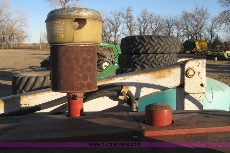 image for item B8484 International 504 tractor