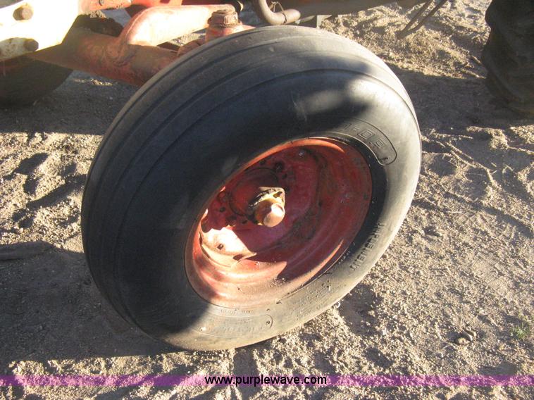 image for item B8484 International 504 tractor