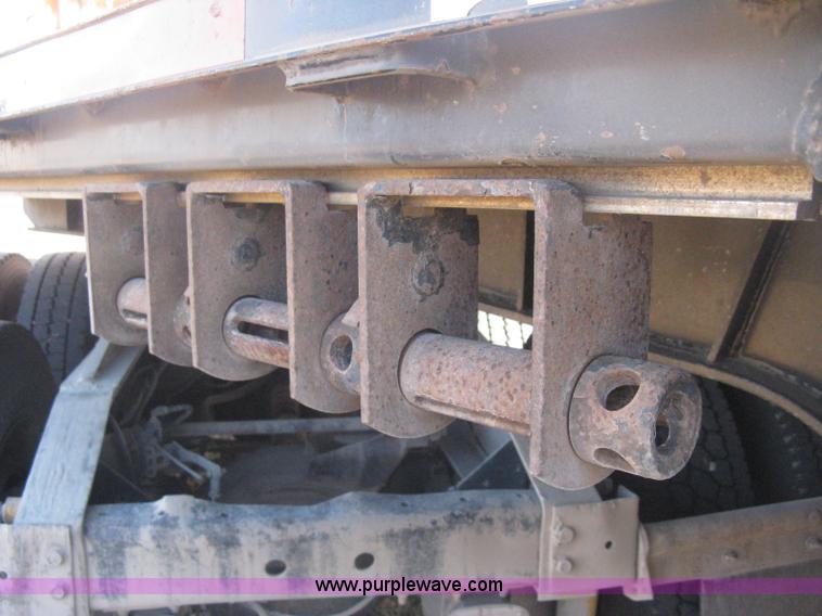 image for item B8486 2004 Transcraft step deck flatbed trailer