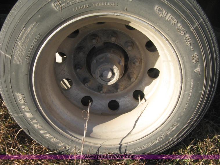 image for item B8486 2004 Transcraft step deck flatbed trailer