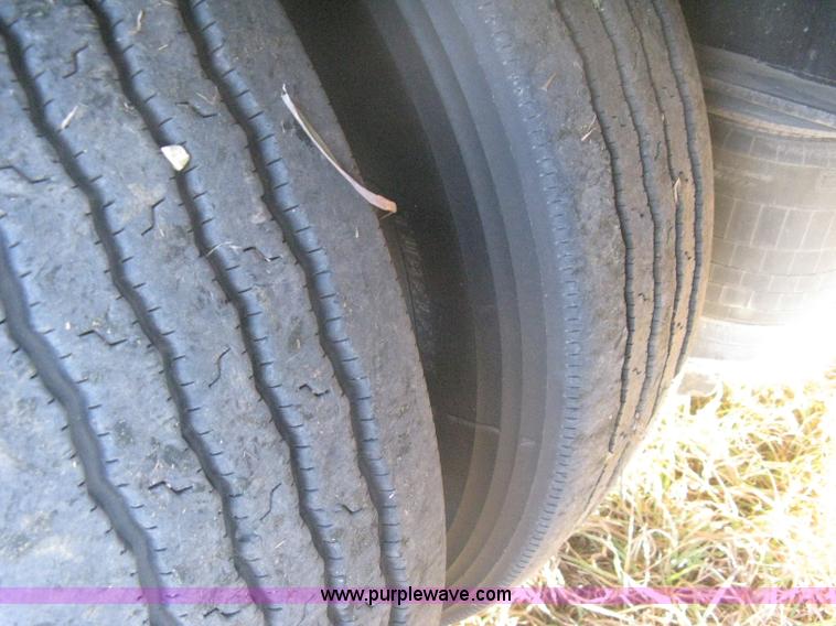 image for item B8486 2004 Transcraft step deck flatbed trailer