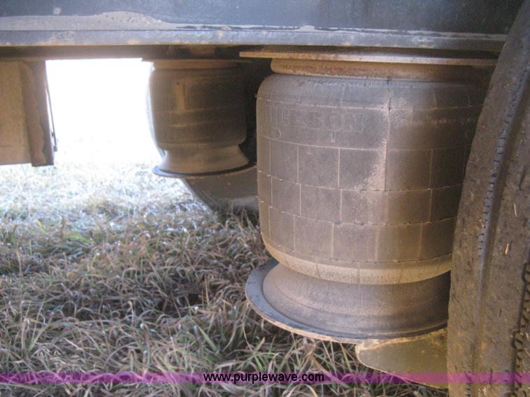 image for item B8486 2004 Transcraft step deck flatbed trailer