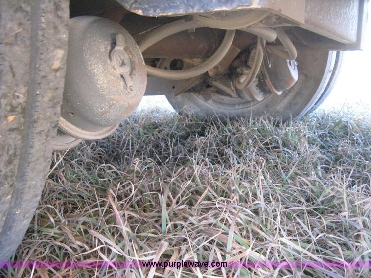 image for item B8486 2004 Transcraft step deck flatbed trailer