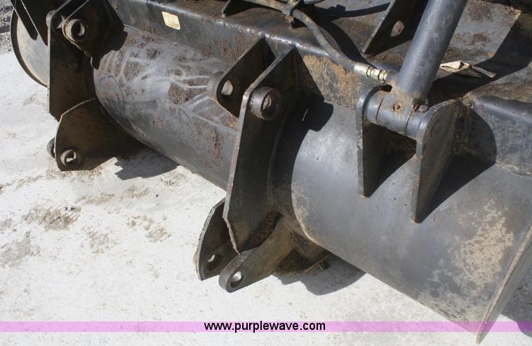 image for item C2247 Bobcat Doosan 88" grapple bucket for wheel loader