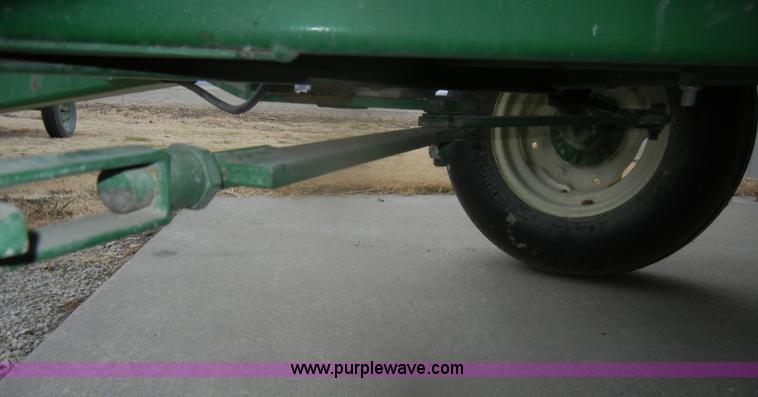 image for item D4539 Unverferth 275 gravity wagon