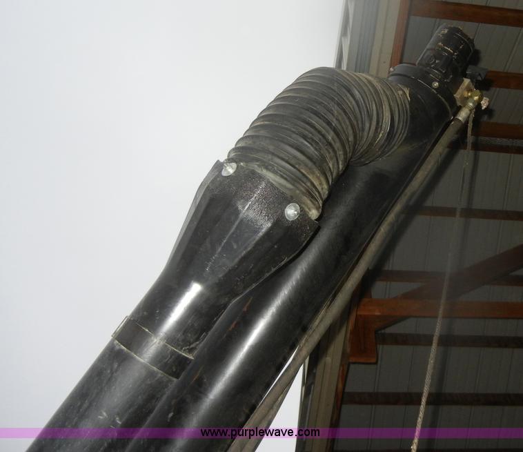 image for item D4539 Unverferth 275 gravity wagon