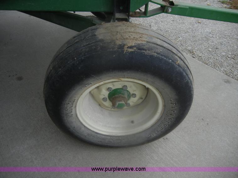 image for item D4539 Unverferth 275 gravity wagon