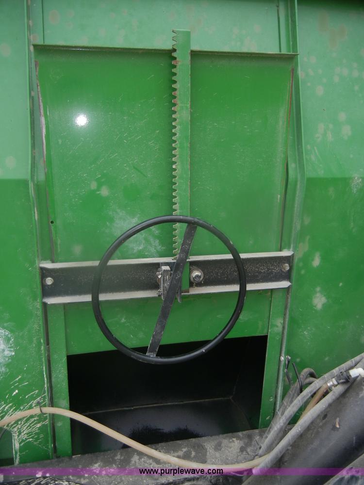 image for item D4539 Unverferth 275 gravity wagon