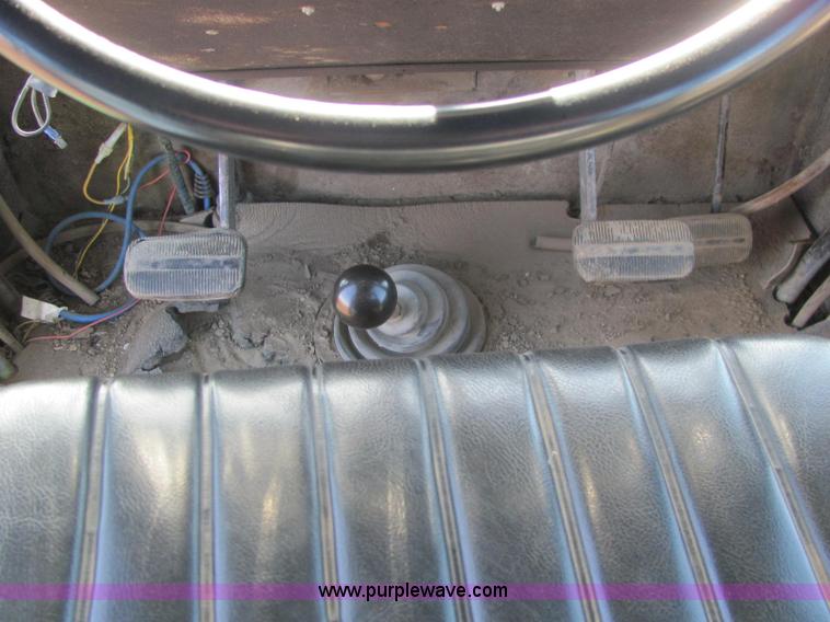 image for item E2674 1974 Steiger Bearcat II 4WD articulated tractor