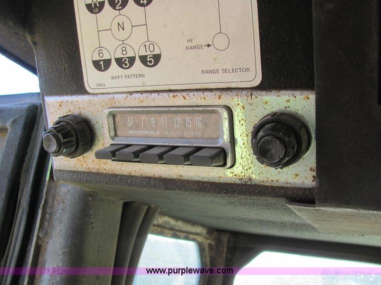 image for item E2674 1974 Steiger Bearcat II 4WD articulated tractor