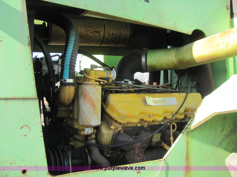 image for item E2674 1974 Steiger Bearcat II 4WD articulated tractor