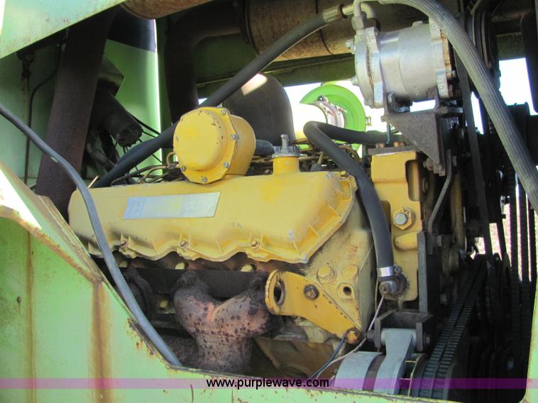 image for item E2674 1974 Steiger Bearcat II 4WD articulated tractor