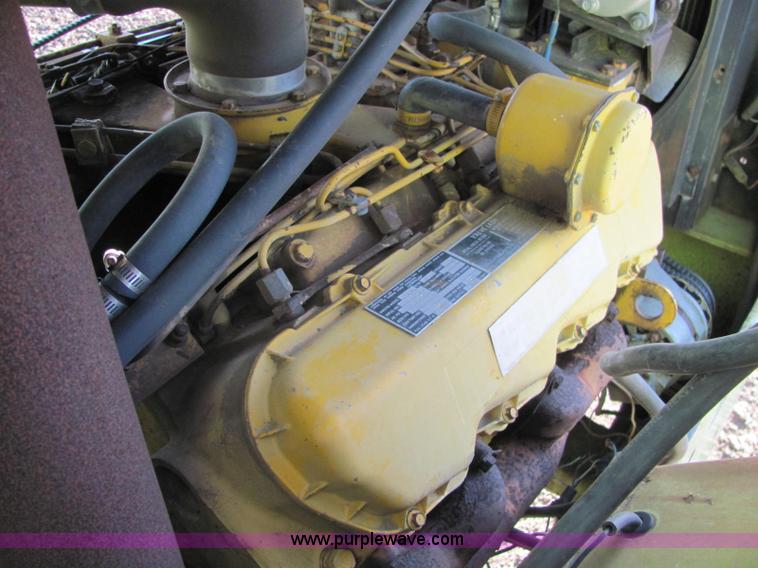 image for item E2674 1974 Steiger Bearcat II 4WD articulated tractor