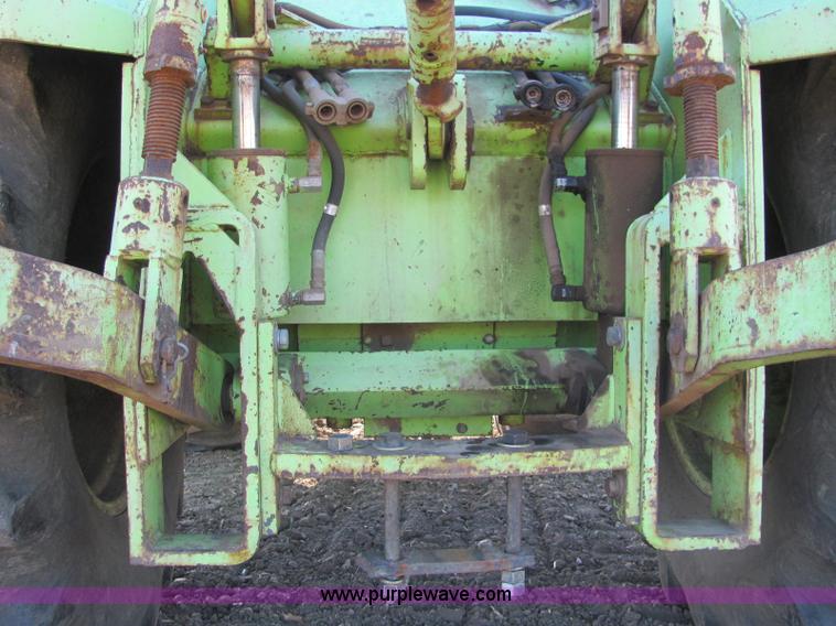 image for item E2674 1974 Steiger Bearcat II 4WD articulated tractor