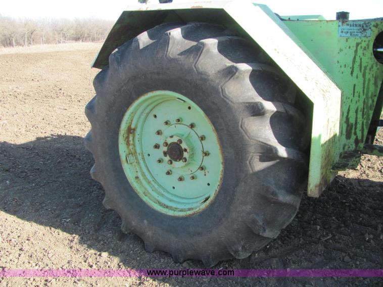 image for item E2674 1974 Steiger Bearcat II 4WD articulated tractor